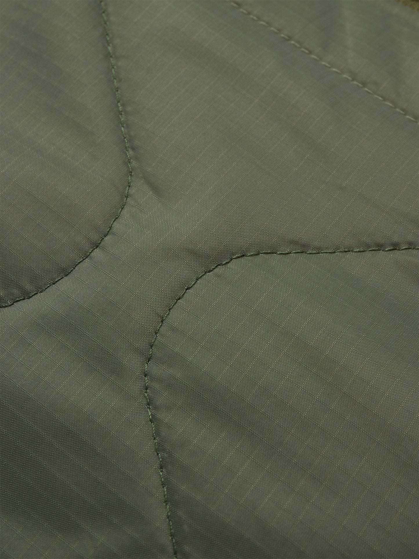 L-2B RELAXED QUILTED FLIGHT JACKET